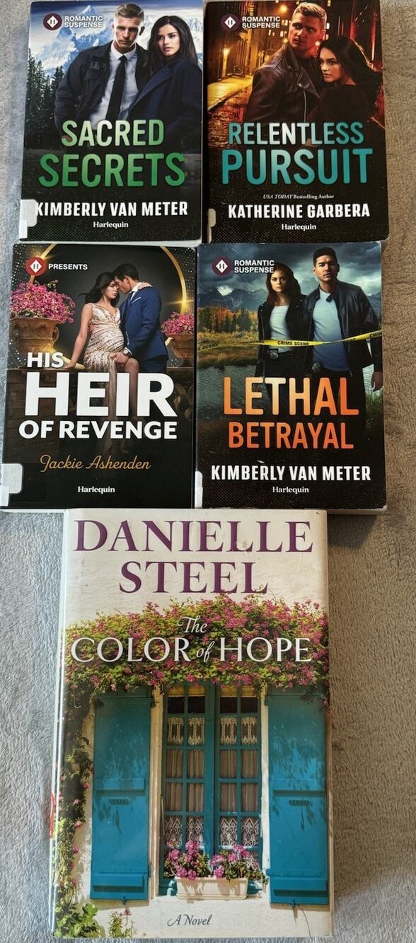 Book Lot The Color of Hope Danielle Steele Harlequin Romance Suspense Mystery